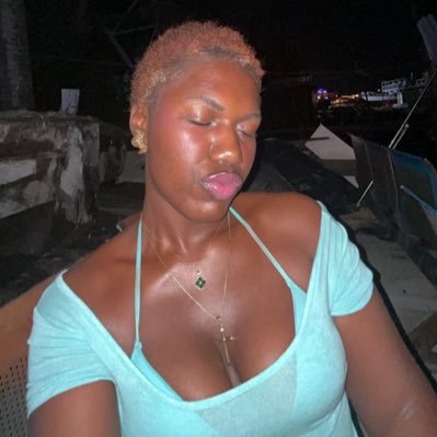 bigmamajola's profile picture. SMM • Digitial editor • 21+ •  Easy love • Be nice