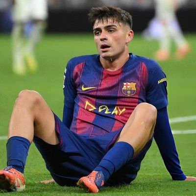 pedrignzlss's profile picture. 𝑰‌𝑰. ( 𖢺 ) Chronicle of Artificial 2002th.  Power and precision collide on the field when the spirit of Barcelona Footballer, Pedro González.