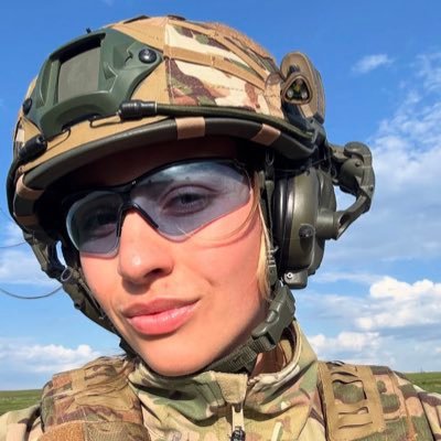 IonnaC4's profile picture. Українська армія 🇺🇦 6-тя 🥉 штурмова бригада. Віддана Україні ⚔️ воює #СлаваУкраїні❤️‍🩹🇺🇦