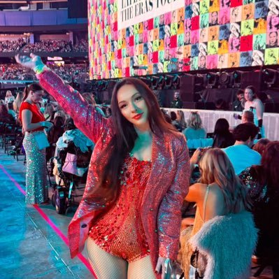 antiheropaige's profile picture. ‘06 Swiftie| Red, Rep, *LoverFest, Eras Tour Vegas, Tampa, East Rutherford, London, Toronto | TNx18 | TS x1 | Multifandom