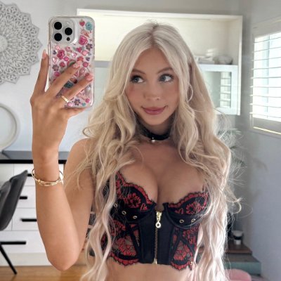 j_cieszkowski's profile picture. Wanna play? 😈👇🏻