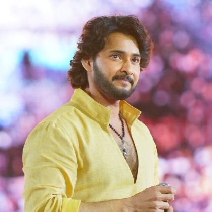 urstrullyprasad's profile picture. Mahesh Holic