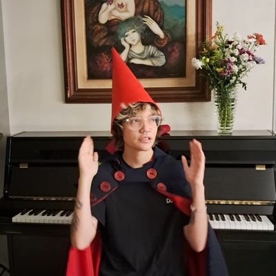 cig4rrinho's profile picture. constantly yippee-ing my way through