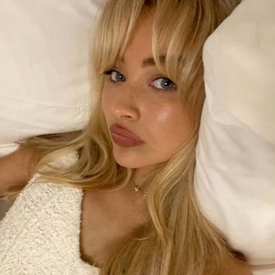 loasgirlie's profile picture. love your flaws, and own your quirks|
YouTube ▶️  
https://t.co/tbAxdPnsLr