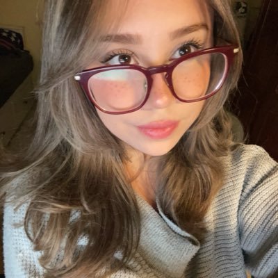 thmariaam's profile picture. 