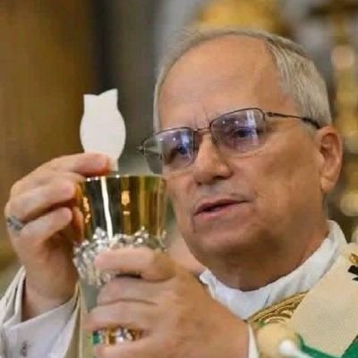 IsikaM53604's profile picture. 