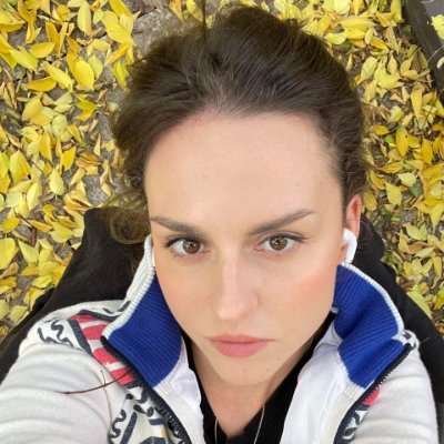 Web3Nnancy's profile picture. Choose growth over comfort.