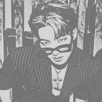 runemrissolen's profile picture. ︎︎ ᅠ ᅠ ᅠ ᅠ ᅠ ᅠ ᅠ ⛓₊̣̇ cмерть глядит в глаза каждому