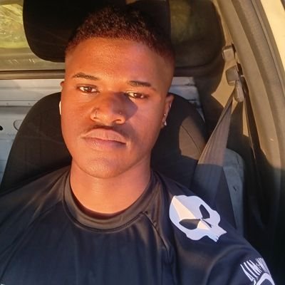 rdrodrg's profile picture. tem dia que é noite mas nós é sol