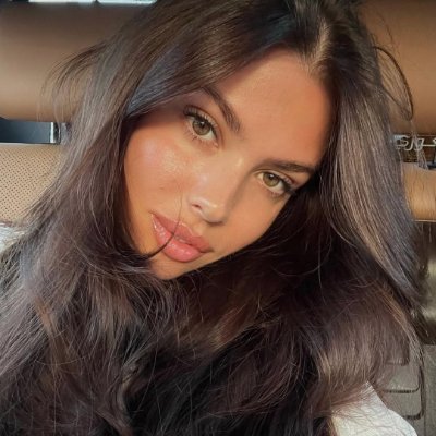 romillypeverell's profile picture. I am Romily. My actions are guided by my heartbeat. I enjoy walking in nature, and I also enjoy immersing myself in contemplation, retreating to my study for qu