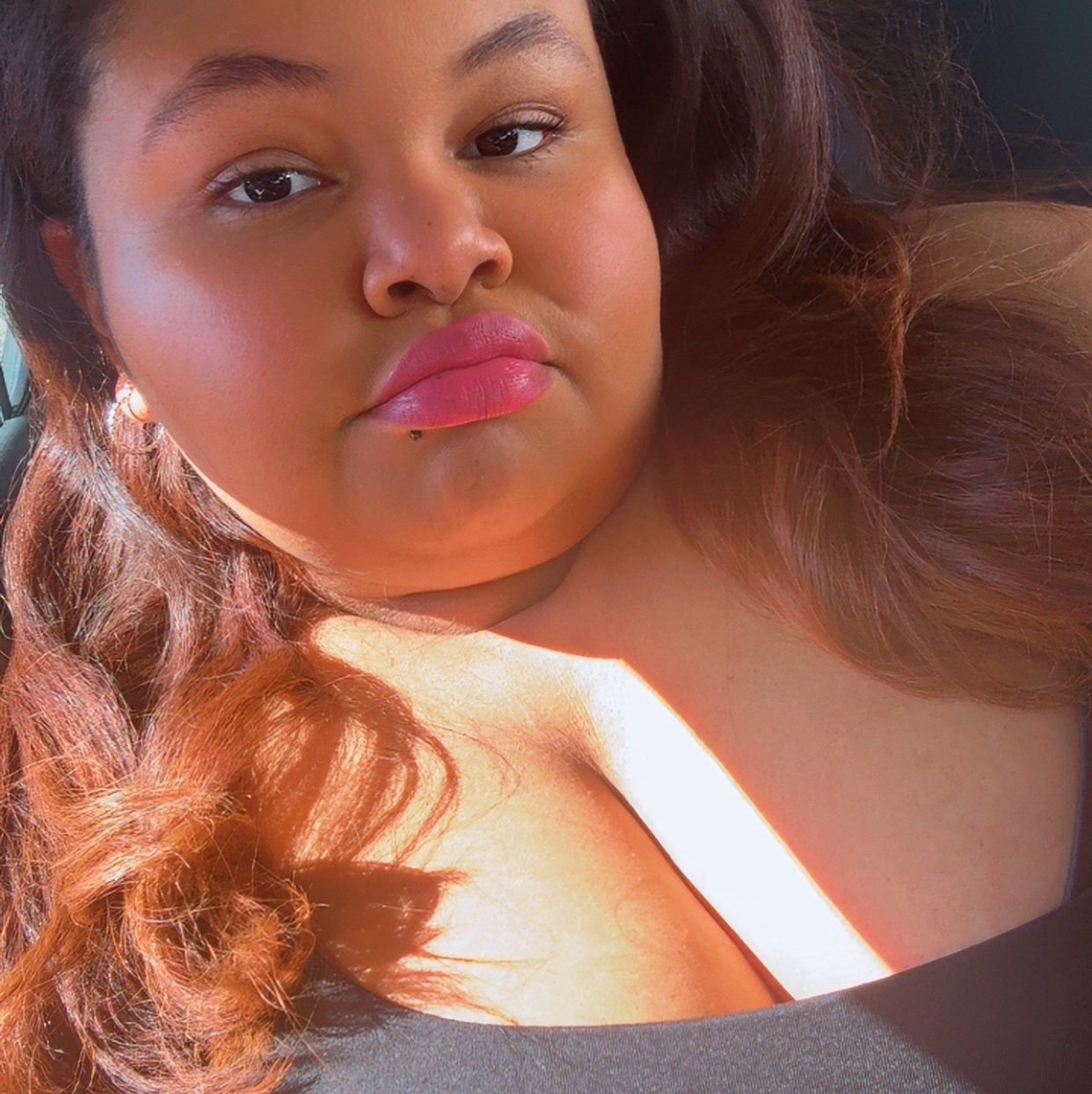 EllieR2v's profile picture. 