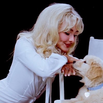 GaylorEnder's profile picture. doesn’t work well in groups