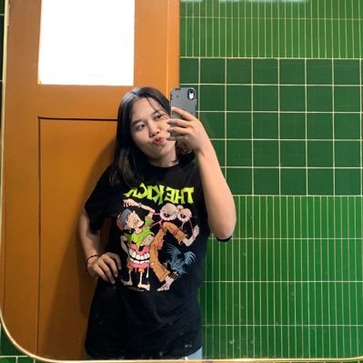 anisayang_'s profile picture. kepo banget, bestinya dora?