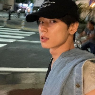 nonadapting's profile picture. 