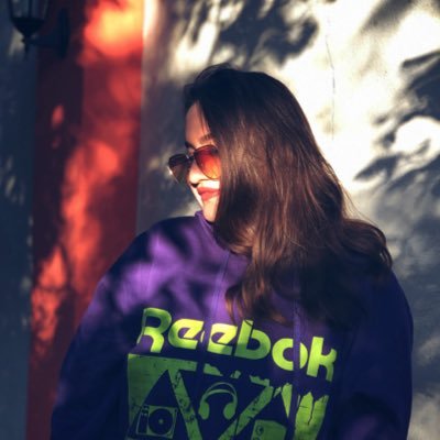 av_as22's profile picture. be free and let it go✨