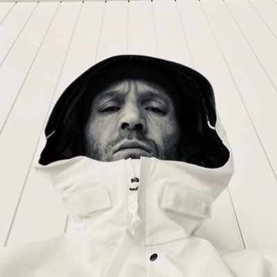 moe211x's profile picture. 