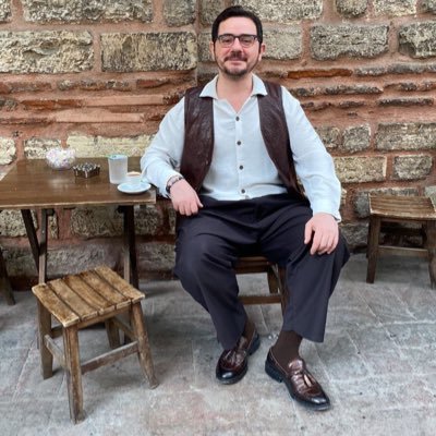 alihaydarekiz1's profile picture. 