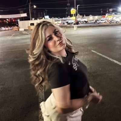 AmaraLeigh3q's profile picture. Gentle in love, wild in chemistry. I’m the kind of woman you don’t forget.