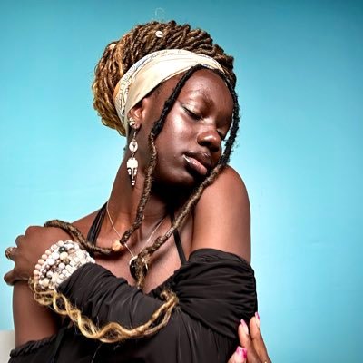 kawaiiinanami's profile picture. this user is the sun ☀️