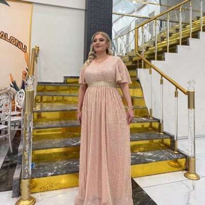 merrystar_1986's profile picture. Dürüstlüğünle övünme! hayatın ne getireceğini bilemezsin.🍁