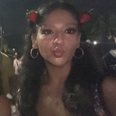 acamicast's profile picture. fau 25’ ❤️🖤