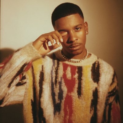 Not2Muggleborn's profile picture. | Writer is 21+ |