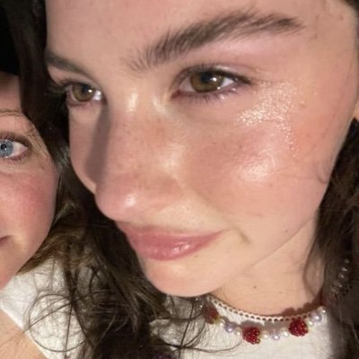 lightburnedoutt's profile picture. bet you wish you never even met me