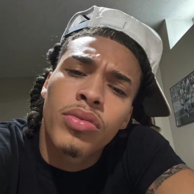 freaky_rio's profile picture. BARB FOR LIFE🦄