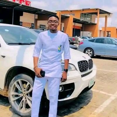 Bassey488903's profile picture. Experienced Logo Designer here.*

I specialize in crafting distinctive logos that elevate brands. With a proven track record of delivering high-quality designs.