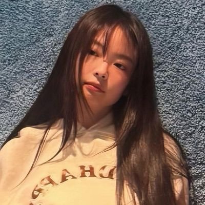 chanelprio's profile picture. 