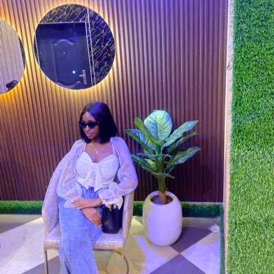 preciouseloyi's profile picture. Lavida geng