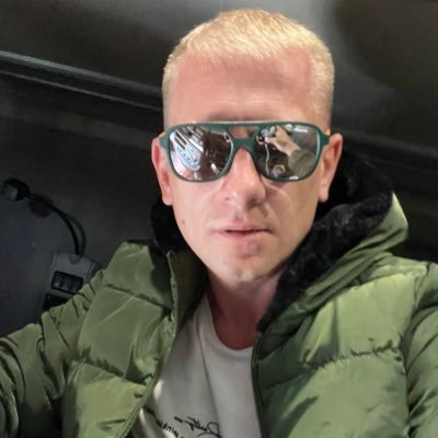 CryptoUser2112's profile picture. 