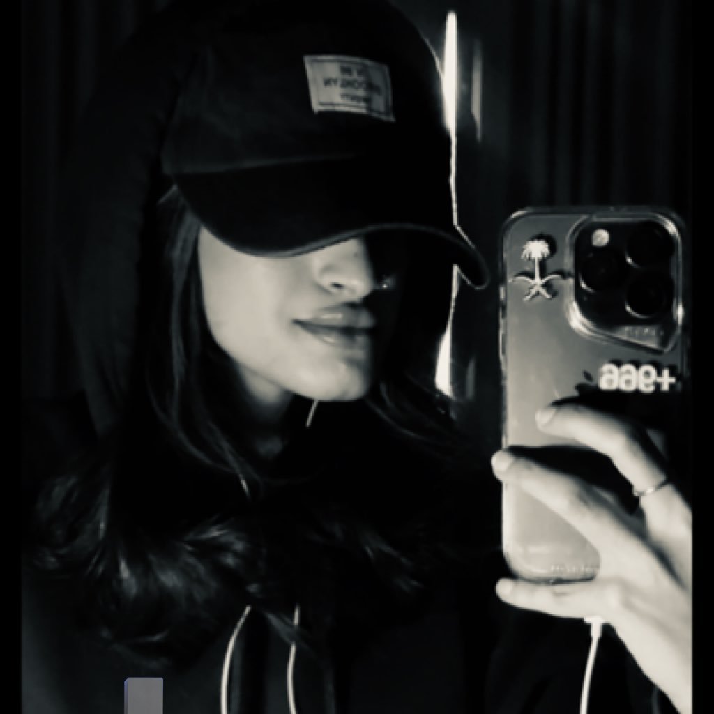 ir_vx0's profile picture. 8 October❤️