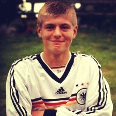 CrisXwhitee's profile picture. 