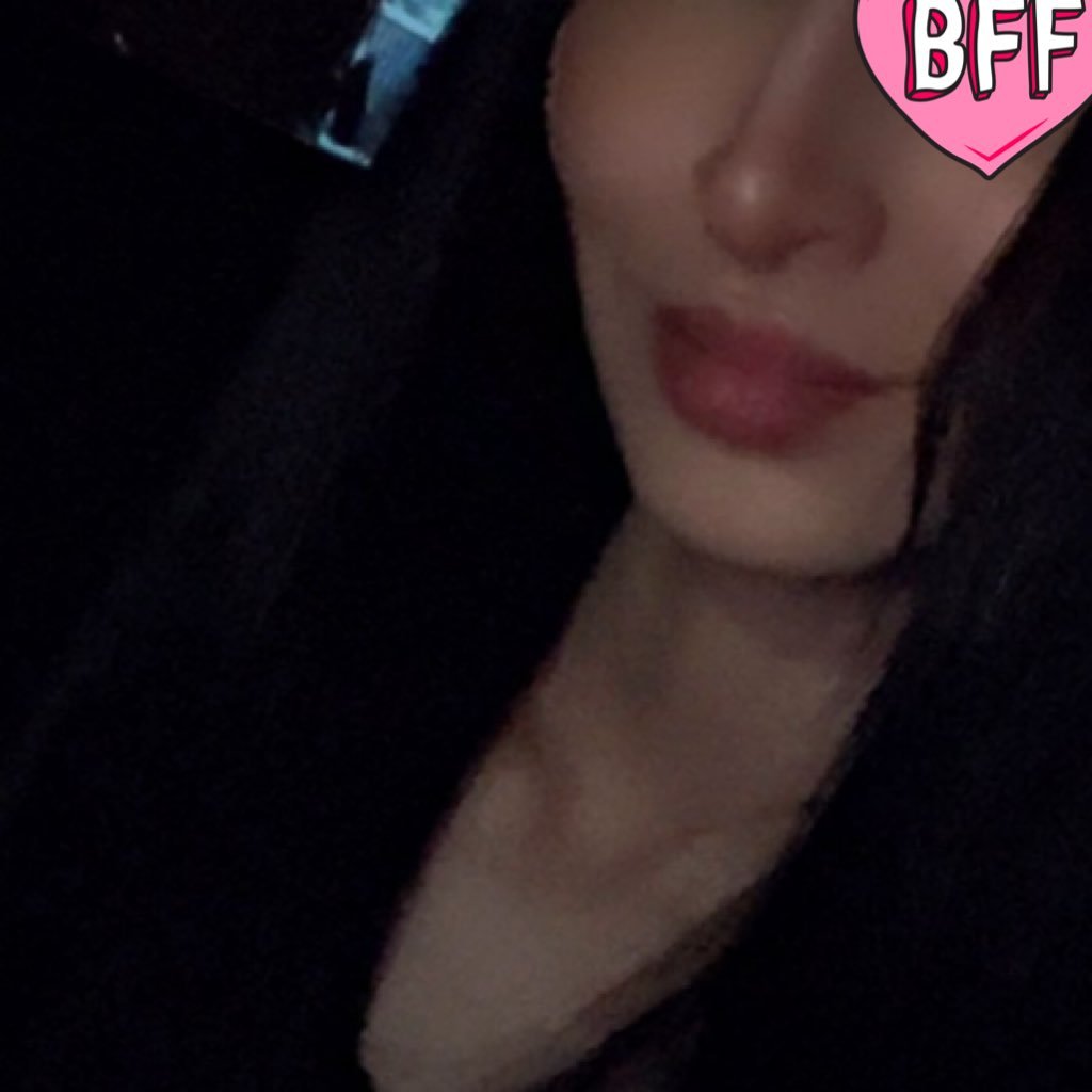 PinkyBunnyBratz's profile picture. ꜱᴋɪɴɴʏ ᴡᴀɪꜱᴛ, ꜱᴘɪᴄʏ ʙᴀʙᴇ, ɪ ʟᴏᴠᴇ ʏᴏᴜʀ ᴛᴀꜱᴛᴇ