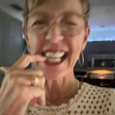 Dndneedlacag's profile picture. 