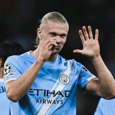 st_citizens's profile picture. 💙

Fan of @ManCity /@HSV . @KevinDeBruyne
