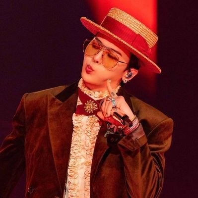 gavril_hiro's profile picture. boring...