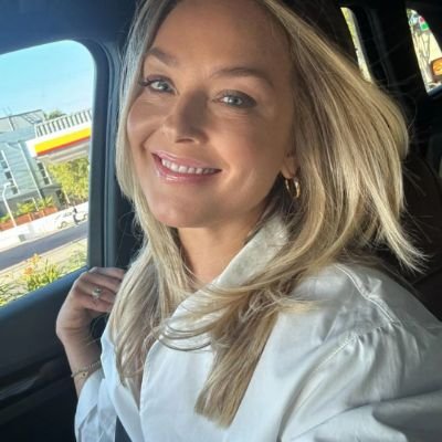 AnnaReader62037's profile picture. I'm here for news and entertainment, and also to meet new friends side hustle jobs 💓🩵