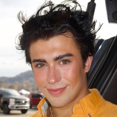 riverrrhodess's profile picture. give it a try, it’s free 🫣 | 🔞