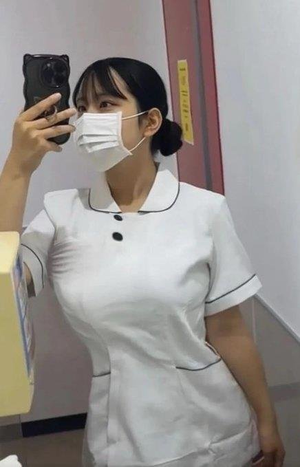 RahulTh69419369's profile picture. おばさんに、お付き合い下さい🚶‍♀️♥️