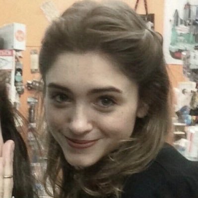 studyingmaria's profile picture. med + stranger things