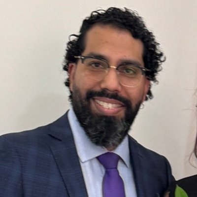 LouisAponte's profile picture. Veuillez agréer mes posts distingués | Agora na @ULusofona | Antes @UMontreal • @Usach • @UCV_Noticias | Thinking on #Revolutions & #Memes so you don’t have to