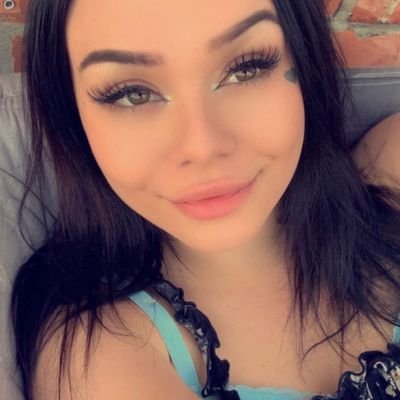 Suzii2304's profile picture. Więcej mnie na mojej małej grupce 🍑
Nick na telegramie Suziii2304 🥵