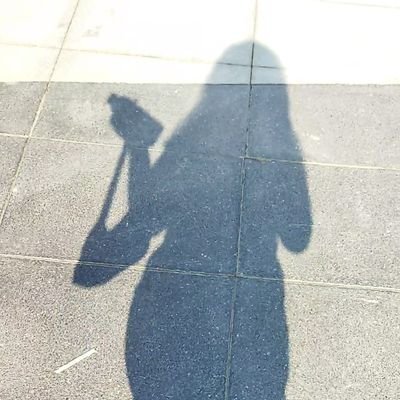 1k_suzana's profile picture. :)#انا_السكر_والكعك🍬🎀  
#كش_ملك  #_المرسيدس==