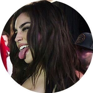 suckmwe's profile picture. a vida é minha mas o coração é seu