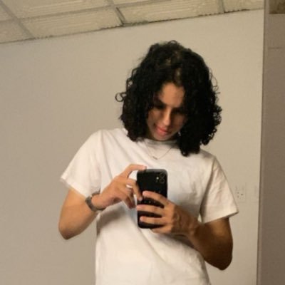 zjlliv's profile picture. In another life | Chasing memorable moments