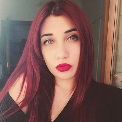 karla_valen_006's profile picture. Mgtr. en Ingeniería Industrial. Adulta joven, más adulta que joven. Segundo retorno a Twitter... es que las otras redes sociales son muy pencas 😆.