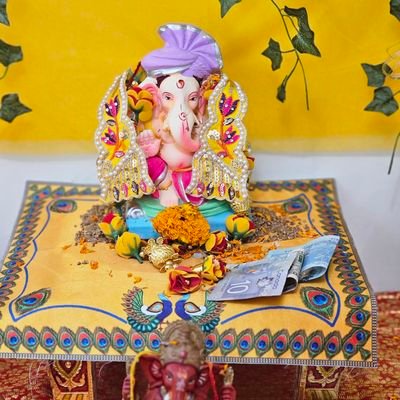 ARFOREVER16's profile picture. {YOUTUBER}
{Certified Nostalgic😉}
{RCBian} 🏏 
《MSD4life》
《SSR》《Virat Kohli》 《SidharthShukla》《#RomanReigns 》
{WWE❤️}
Jai Shree Ram❤️