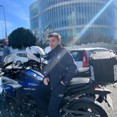 KimBuEkin's profile picture. Eskiler tanır yeniler örnek alır 🤙🏼